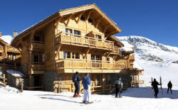 Chalet Le Manoir, Alpe d'Huez - Top 10 Ski In/Ski Out Chalets