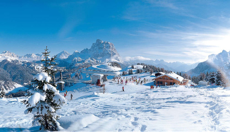 Ski Chalet Holidays, Selva, Italy