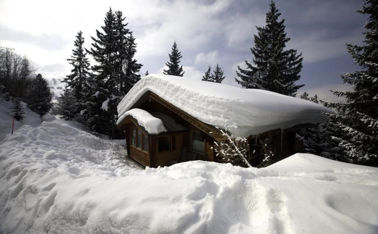 Ski Chalets Sleeping 9 People