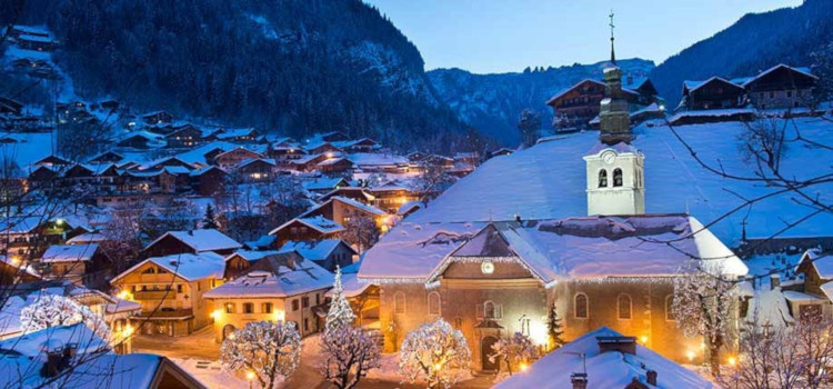 Skiing in Morzine in the Portes du Soleil