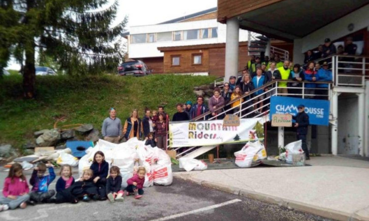 Children from the primary school in the Chamonix valley (Les Houches) undertook a massive clear up of the slopes to clear rubbish left by skiers and boarders too lazy to take their rubbish home. The children, their teachers and parents collected an astonishing 150kg of waste in just one day. “Thank you to all those little hands that take care of tomorrow,” a spokesperson for the local municipality said. As the snow thaws teams of volunteers are having to collecting rubbish organised by Mountain Riders , that should never have been left in such a beautiful environment from the slopes at ski areas all over the world. Cigarette ends and packaging, pack lunches, cans and drink bottles not only are unsightly but cause major problems for wildlife. Mountain Riders have organised other clean up parties throughout the Alps over the next few weeks. Each winter they collect 150 tons of waste of which about 40% is recyclable. 64% is professional waste, cables, scrap metal and other waste left after lift maintenance and installation, which make a mockery of the claim by some ski station about their green credential. Each Year Mountain riders mobilise up to 6000 volunteers to act as mountain wombles. Here are the dates and venues for clear up in 2019 organised by Mountain Riders. 22/6/19 Les Arcs 1800 22/6/19 Courchevel 1850 26/6/19 Avoriaz 27/6/19 La Rosiere 29/6/2019 Cauterets 29/6/10 Piau Engaly 5/7/19 Chailol 6/7/10 Luz 13/7/19 Peyragudes 15/7/19 Morzine 16/7/19 Val d’Isere 20/7/19 Pierre Saint Martin 21/9 Mont Ventoux Its not just skiers that create a mess on the mountains, climbers of the worlds highest mountain, Everest leave truly shocking amounts of rubbish that could take 1000’s of years to decompose. We are sure that our wonderful clients never leave their rubbish anywhere but in the appropriate place while on the mountain!