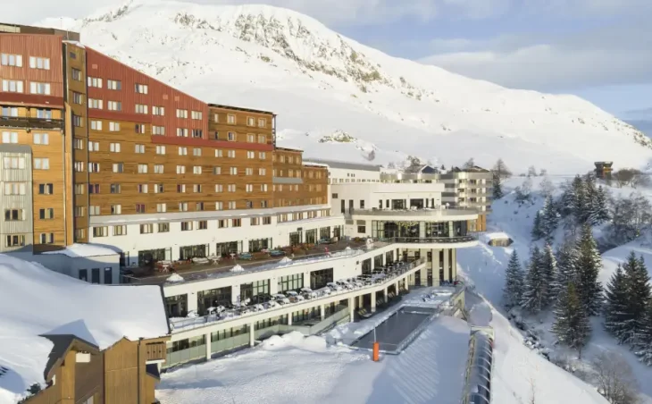 Club Med d'Huez, Alpe d'Huez, France | Ski Line ®