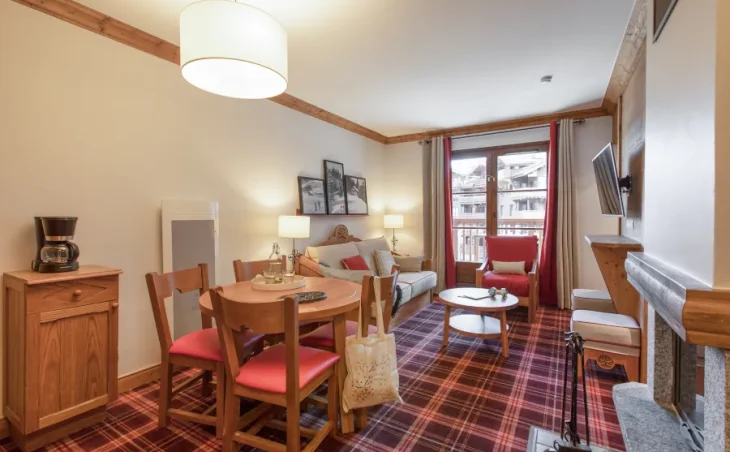 Le Village Apartments - 28