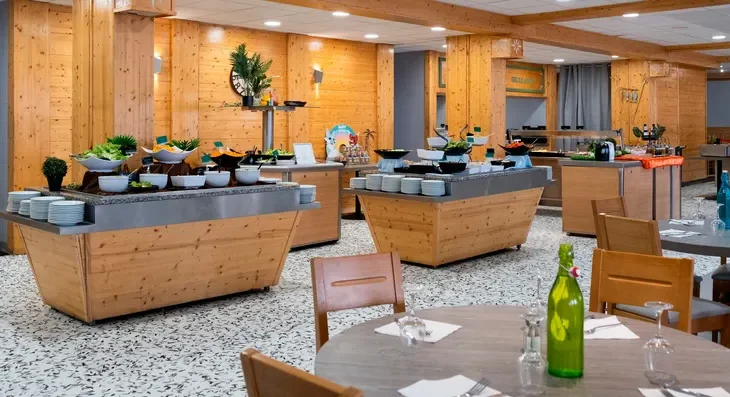 Hotel Club Les Arolles - 11