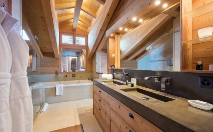 Chalet Rock - 8