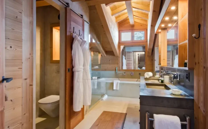 Chalet Rock - 4