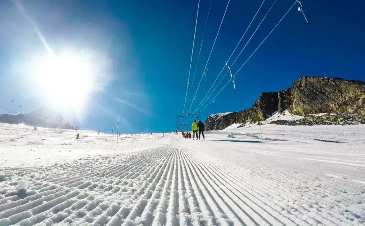 March Ski Holidays 2024, Deals & Packages | Ski Line