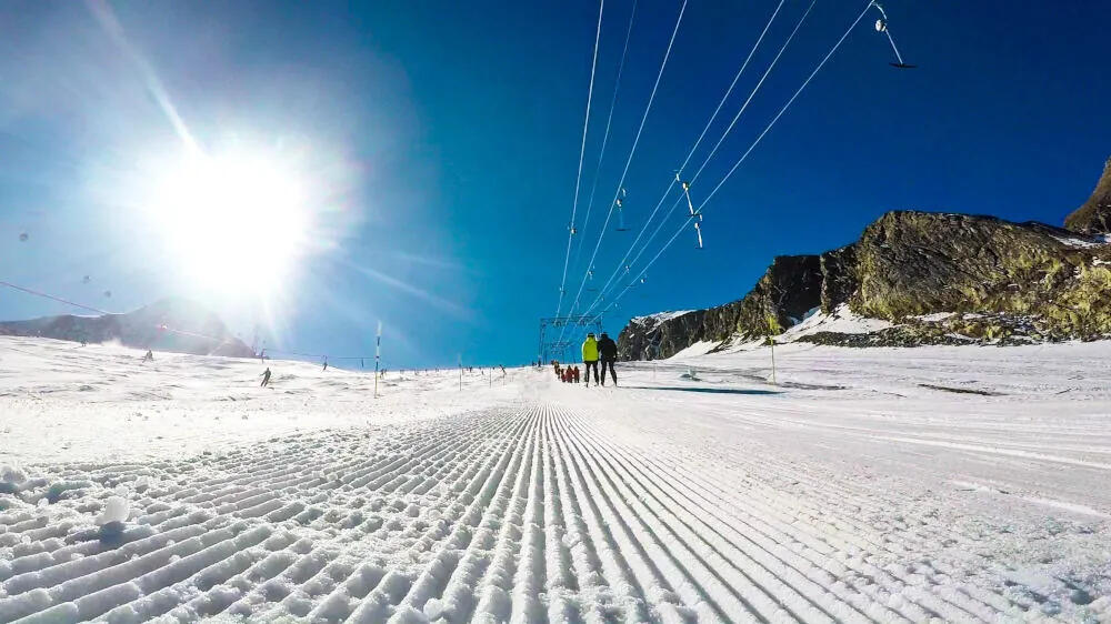 march ski trip deals