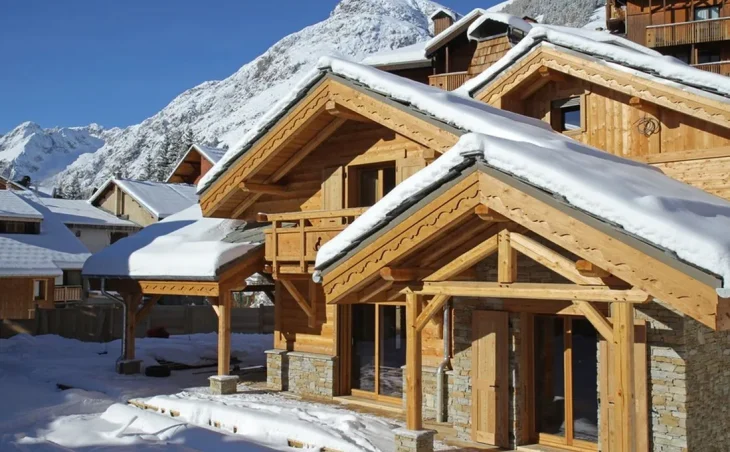 Chalet Le Loup Lodge - 14