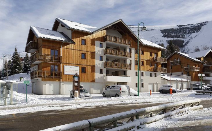 Au Coeur Des Ours,les deux-alpes,france.external