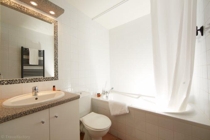 Residence CGH & SPA Les Chalets du Soleil Authentique 4* - 6