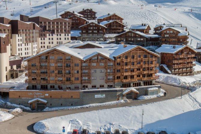 Residence CGH & SPA Les Chalets du Soleil Authentique 4* - 2