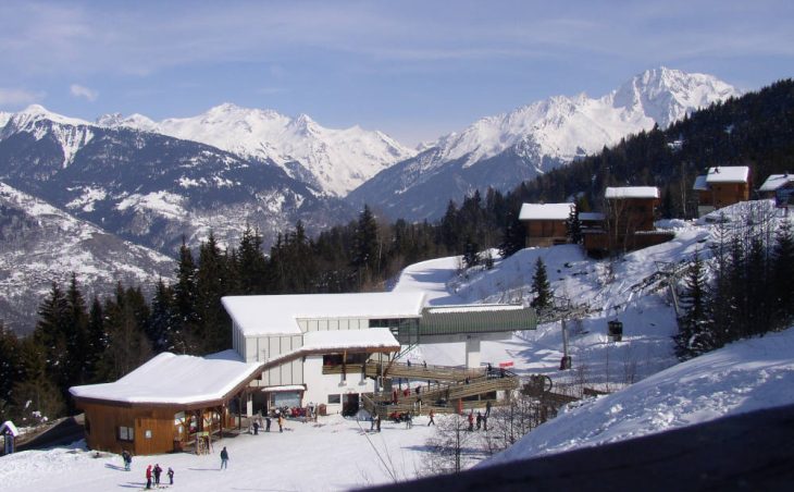 Skiline.co.uk Holiday Accommodation In La Tania For 2024