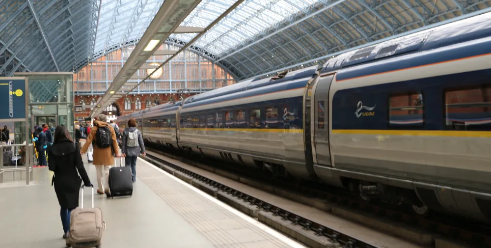 Eurostar & Ski Train Ski Holidays 2024/2025