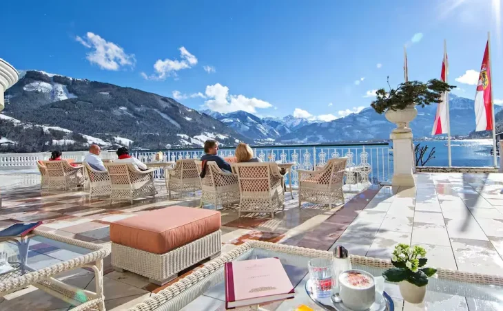 Grand Hotel - 18