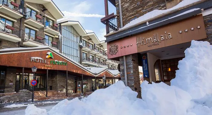 Hotel Himalaia - 37