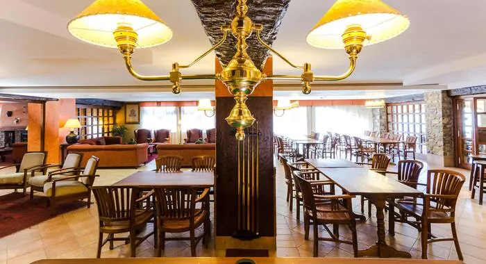 Hotel Himalaia - 8