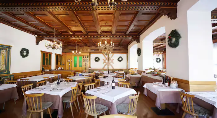 Hotel Monzoni (Pozza di Fassa) - 9