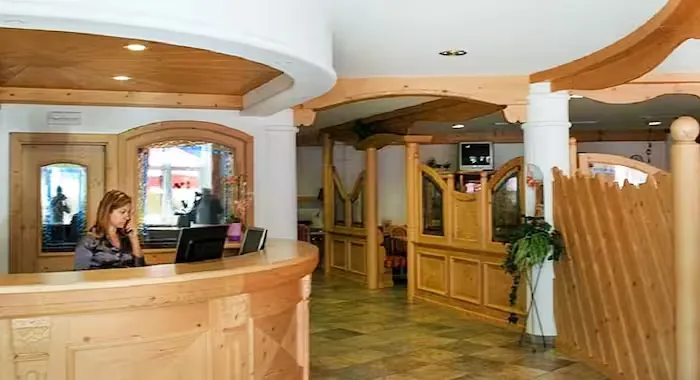 Hotel Stella Montis (Campitello) - 4