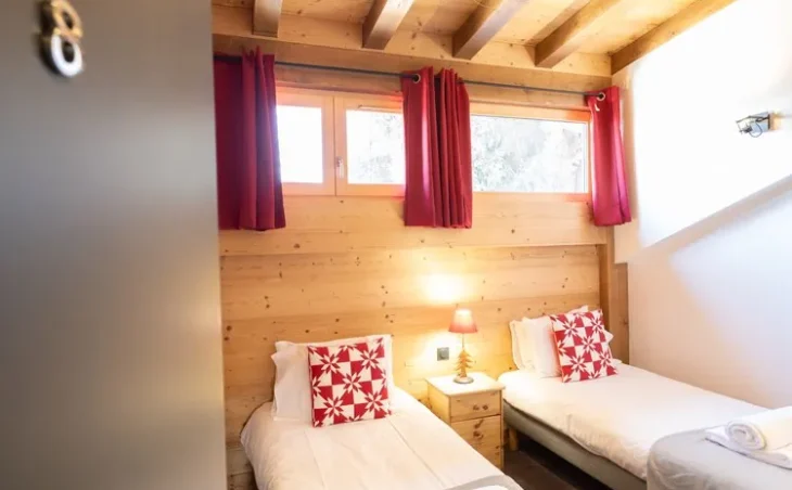 Chalet Ammonite - 12