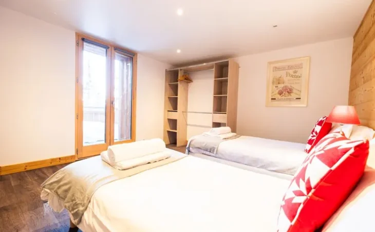Chalet Ammonite - 21