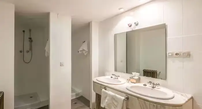 Hotel Mont Blanc - 16