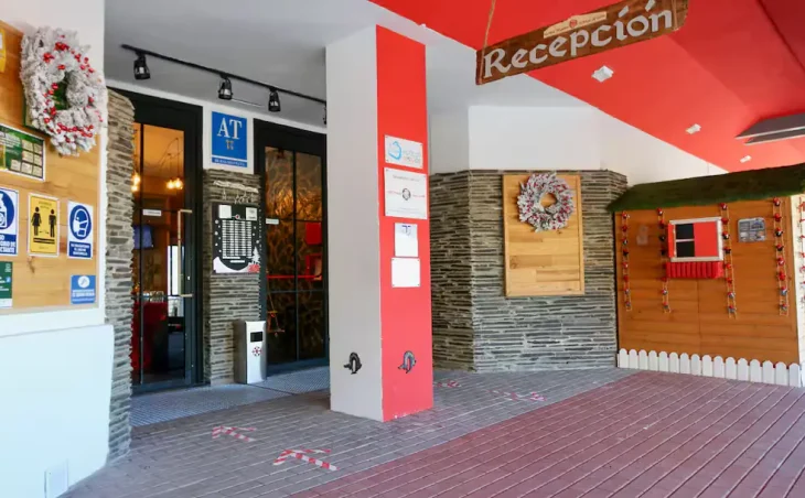 Inside Plaza Apartments - 4