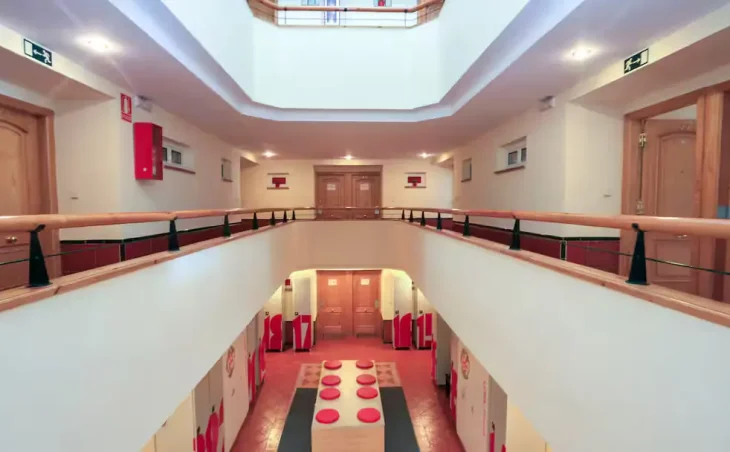 Inside Plaza Apartments - 6