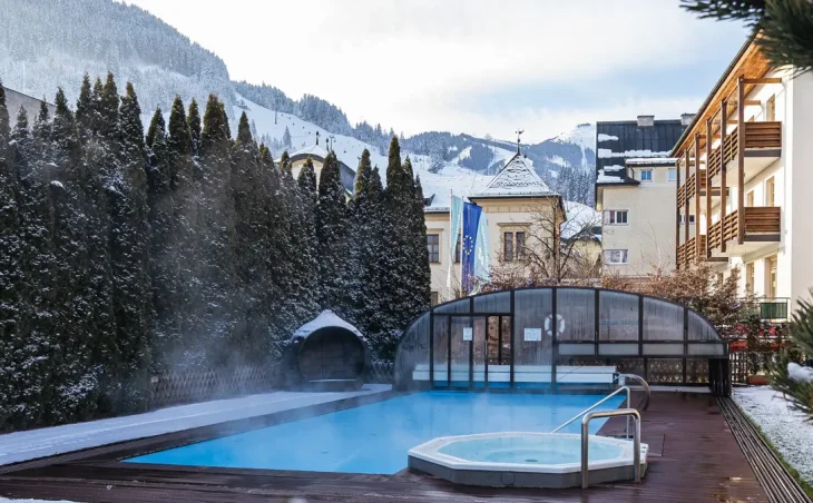 Hotel Neue Post - 1