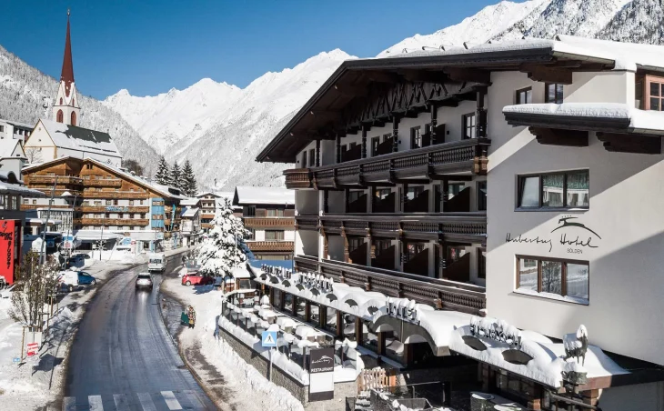 Hotel Hubertus - 1