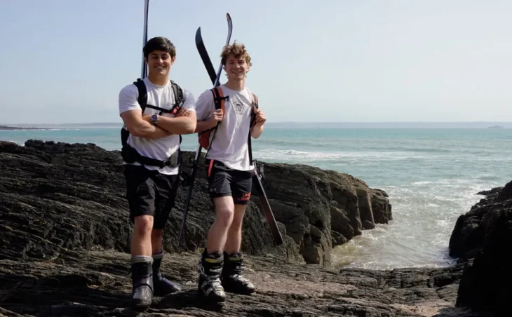 Why did British Duo Walk All The Way To Val Thorens In Their Ski Boots