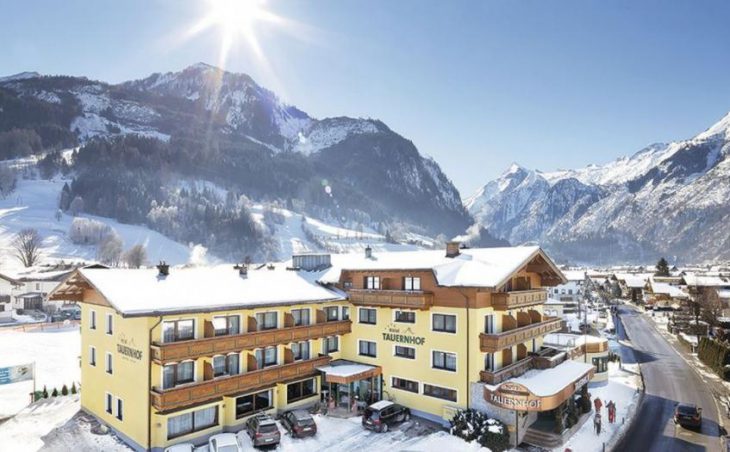 Hotel Tauernhof in Kaprun , Austria image 1 