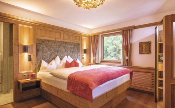 Alpin Hotel Garni Eder in Mayrhofen , Austria image 8 