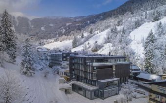 Hotel Waldhof in Zell am See , Austria image 1 