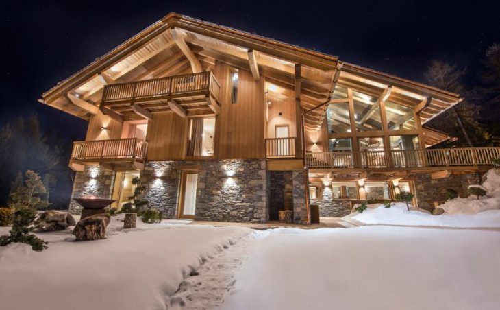 Chalet Alpaca, Meribel, External