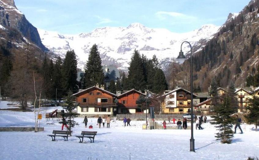 Ski Holidays Gressoney