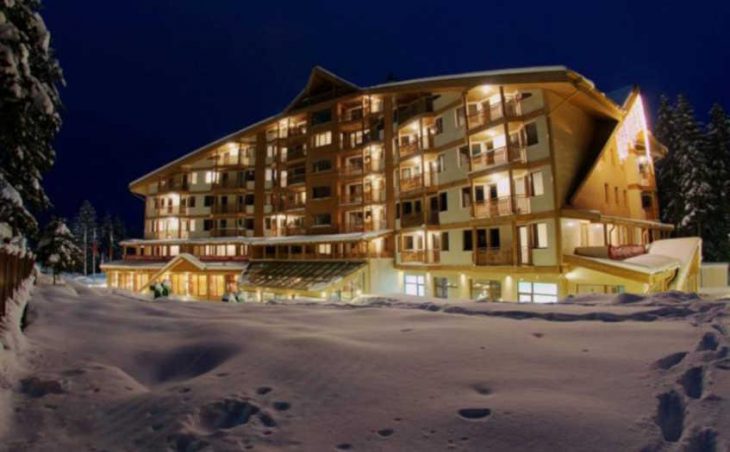 Hotel Iceberg Borovets Bulgaria Ski Line - christmas iceberg hotels roblox