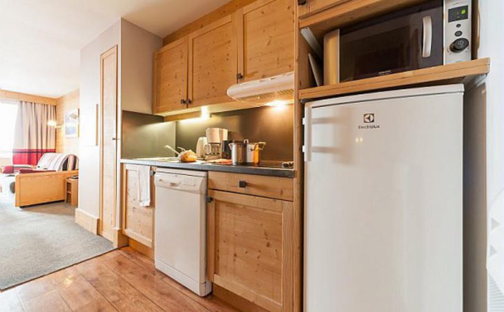 Residence Les Balcons de Bellevarde, Val dIsere, Kitchen