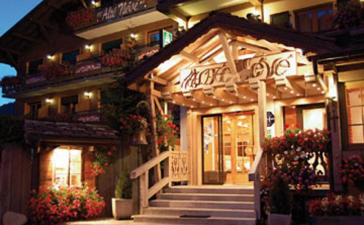 Hotel Alte Neve in Morzine , France image 1 