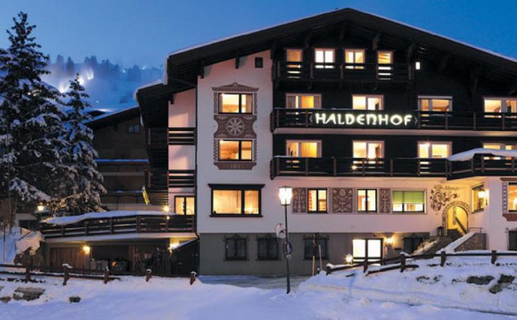 Hotel Haldenhof, Lech, Exterior