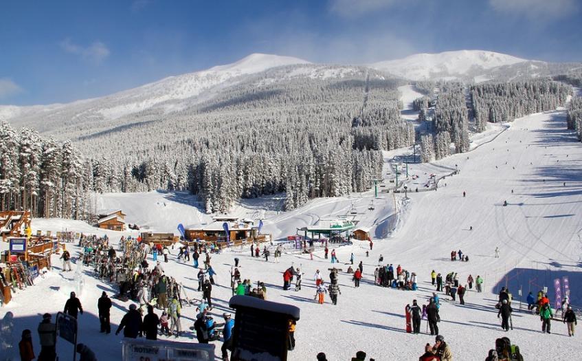 Ski Holidays Lake Louise