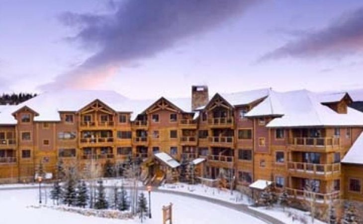 Mountain Thunder Ski Lodge in Breckenridge , United States image 1 